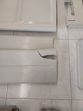 Keter, Excellence Armario con una Puerta, Polipropileno, Arena/Gris, 182 x 33 x 45 cm