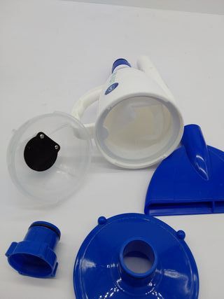 Gre 08011A - Spazzola per Fondo Piscina con Aspirazione Manuale 2m3/h “Little Vac”. per Fondo Piscine Piccole e Medie