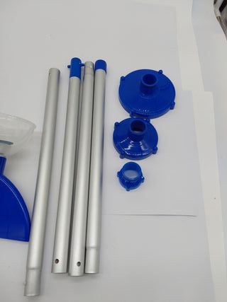 Gre 08011A - Pulitore per Fondo Piscina con Aspirazione Manuale 2m3/h “Little Vac” per Fondi di Piscine Piccole e Medie