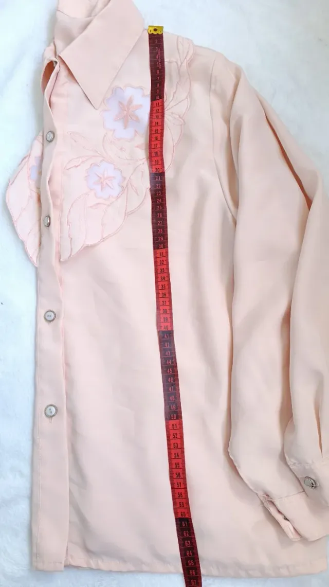 Camisa vintage rosa bordada