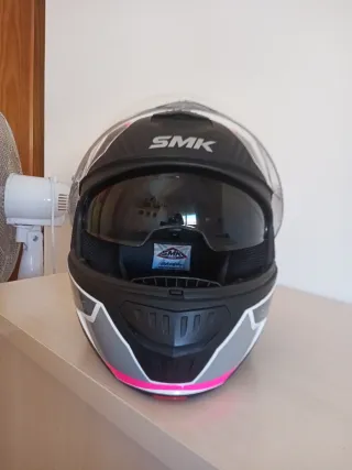 Casco Moto SMK Negro, Gris, Rosa, Blanco