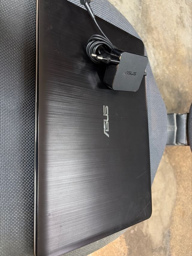 Portátil Asus F540L para reparar o piezas