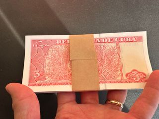 Cuba 3 Pesos 2005 UNC Taco Fajo Bundle Che Guevara