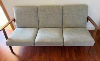 Sofá Diseño Nórdico Madera y Tela