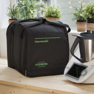 Thermomix TM6 con accesorios
