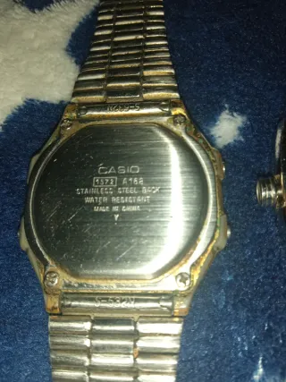 Lote 2 relojes Lotus y Casio Retro-vintage