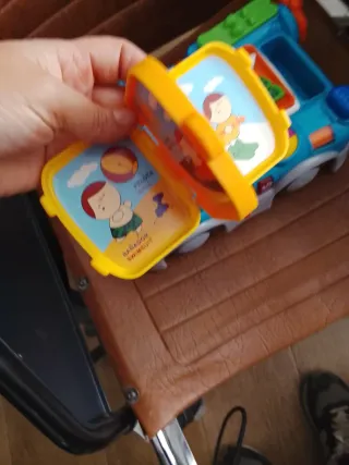 Coche juguete Chicco: english/español vocabulario