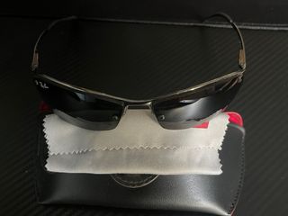 Gafas de sol Ray-Ban plata y negras