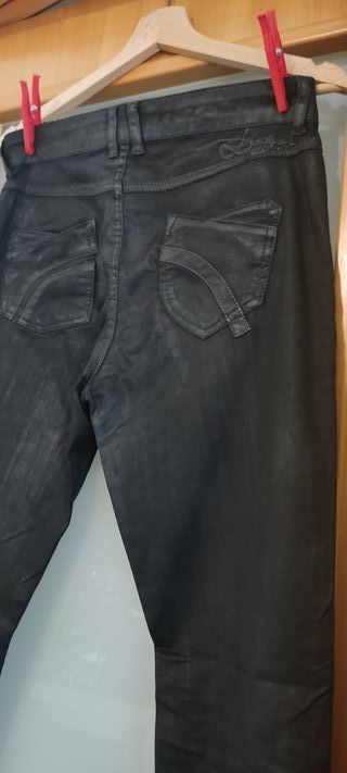 Pantalón Desigual Negro Ajustado