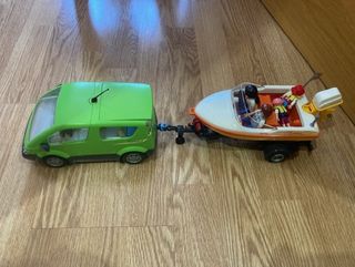 Playmobil Coche Familiar con Lancha y Accesorios