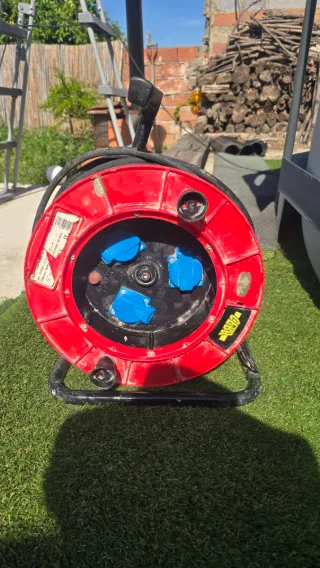 Enrollador profesional CEBA 40m 3G2.5 IP44 + disyu