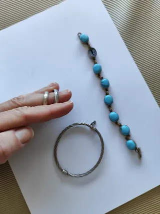 Lote mixto 2 pulseras y 2 anillos plata sin marca