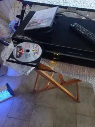 LG RCT689H Registratore DVD VCR Combo