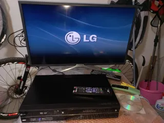 LG RCT689H Registratore DVD VCR Combo