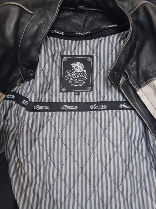 Chaqueta de moto de cuero