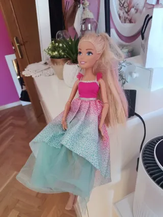 Barbie Nancy Articulada Brazos y Pies