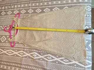 Guess. Zara. Conjunto zapatos y vestido.