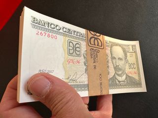 Cuba 1 Peso 2017 UNC Fajo 100 Billetes, uno Radar.