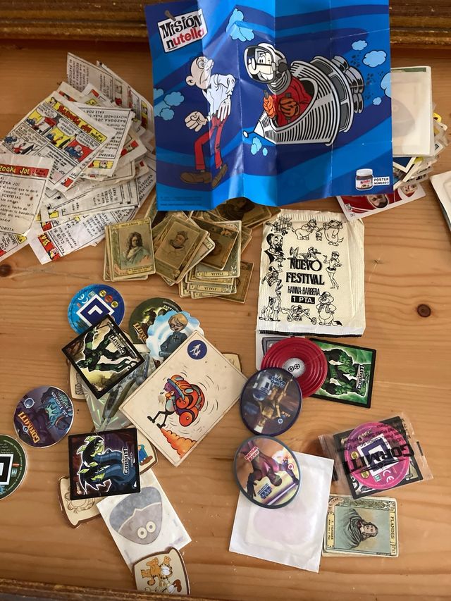 Lote de cromos de fútbol y otras colecciones antig