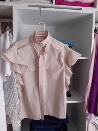 Preciosa camisa y regalo otra prenda