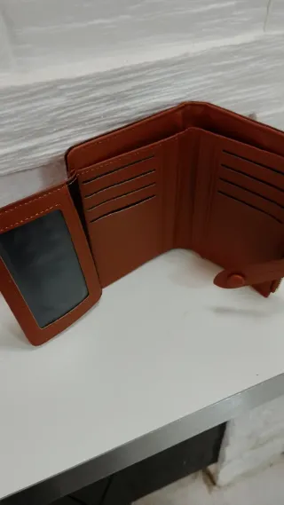 Portafoglio donna cammello