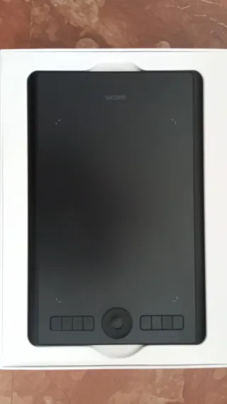 Tableta Gráfica Wacom Intuos Pro