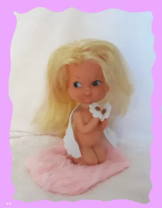 Antigua muñeca Angelito del cariño