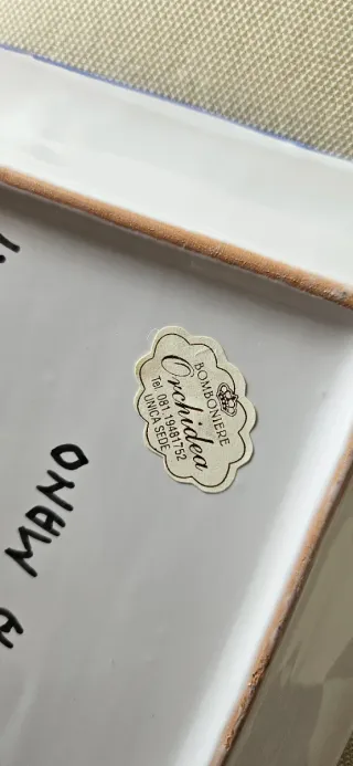 Piatto decorato con pesce e fiore Ceramica