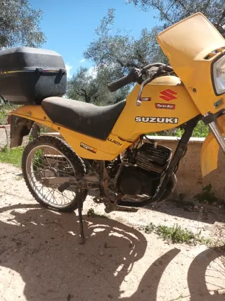Suzuki WZ1 Enduro Moto
