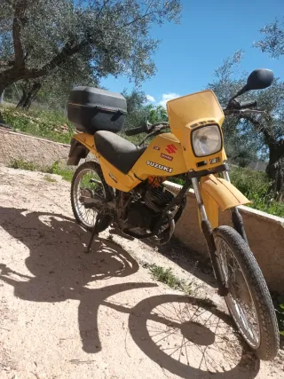 Suzuki WZ1 Enduro Moto
