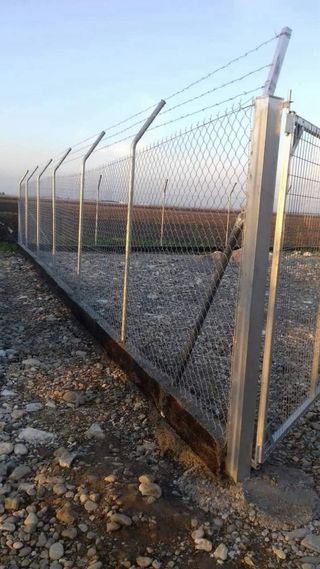 Instalación/ Reparacion de vallas metálicas