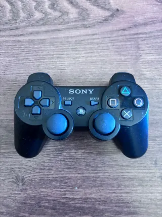 PlayStation 3 500GB  + Mandos