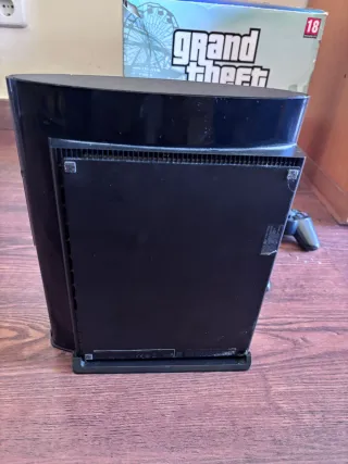 PlayStation 3 500GB  + Mandos