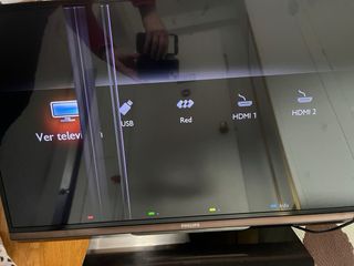 Televisor Philips Negro no tiene mando ni cable