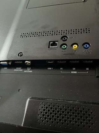 Televisor Philips Negro no tiene mando ni cable