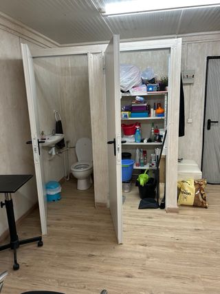 Caseta Sándwich 24m² (6x4m) con Suelo de Tarima