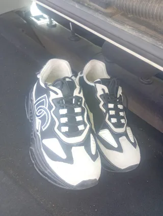 Dolce & Gabbana Bambas Negras y Blancas