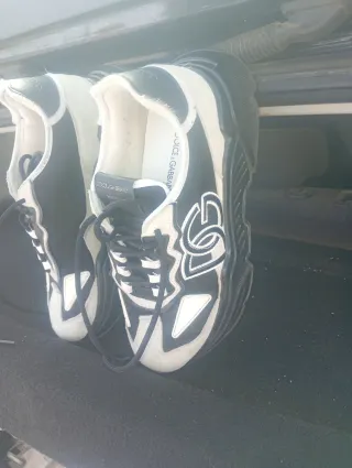 Dolce & Gabbana Bambas Negras y Blancas