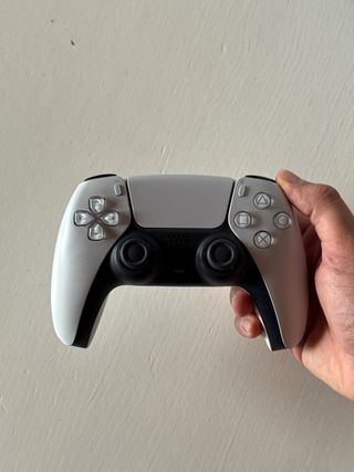 PS5 Original + Mando + Peana + Cableado