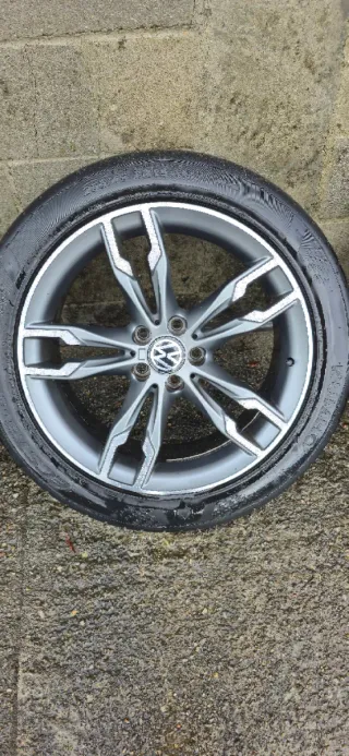 Llantas 19 VAG