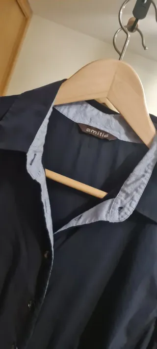 Vestido de la marca Amitié  azul marino talla M