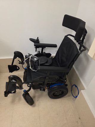 Silla de ruedas motorizada XL con basculación
