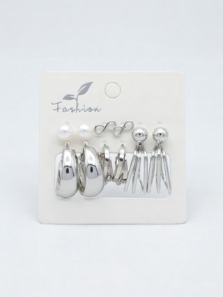 Set 6 orecchini di colore argento nuovi mai usati
