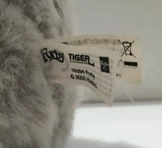 Furby 2005 Sleepy Pink, Francés