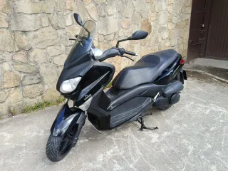 Yamaha XMAX 250cc - 2010 | 8.700 km