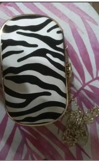 Bolso de mano estampado cebra