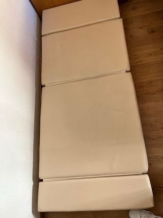 Puf convertible en sofá cama beige