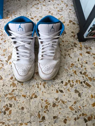 Nike Jordan 1 Blanc Blue Industrial