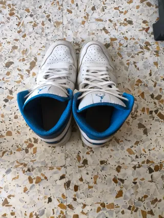 Nike Jordan 1 Blanc Blue Industrial