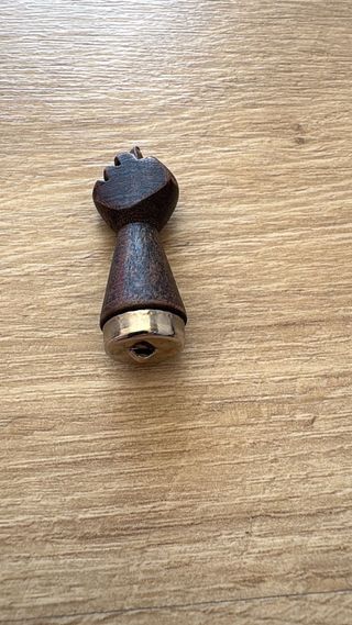Colgante Mano de Figa Marrón y Plata